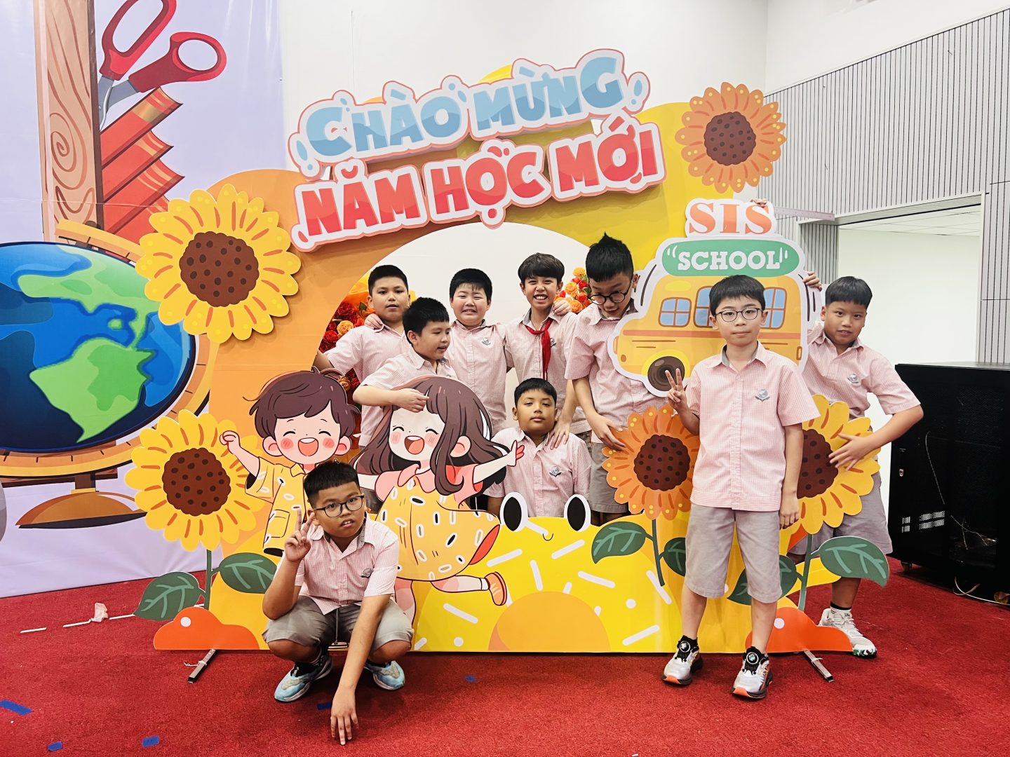 62DFE4E9-CB08-4BA5-9A0F-CBC4A2F156E7