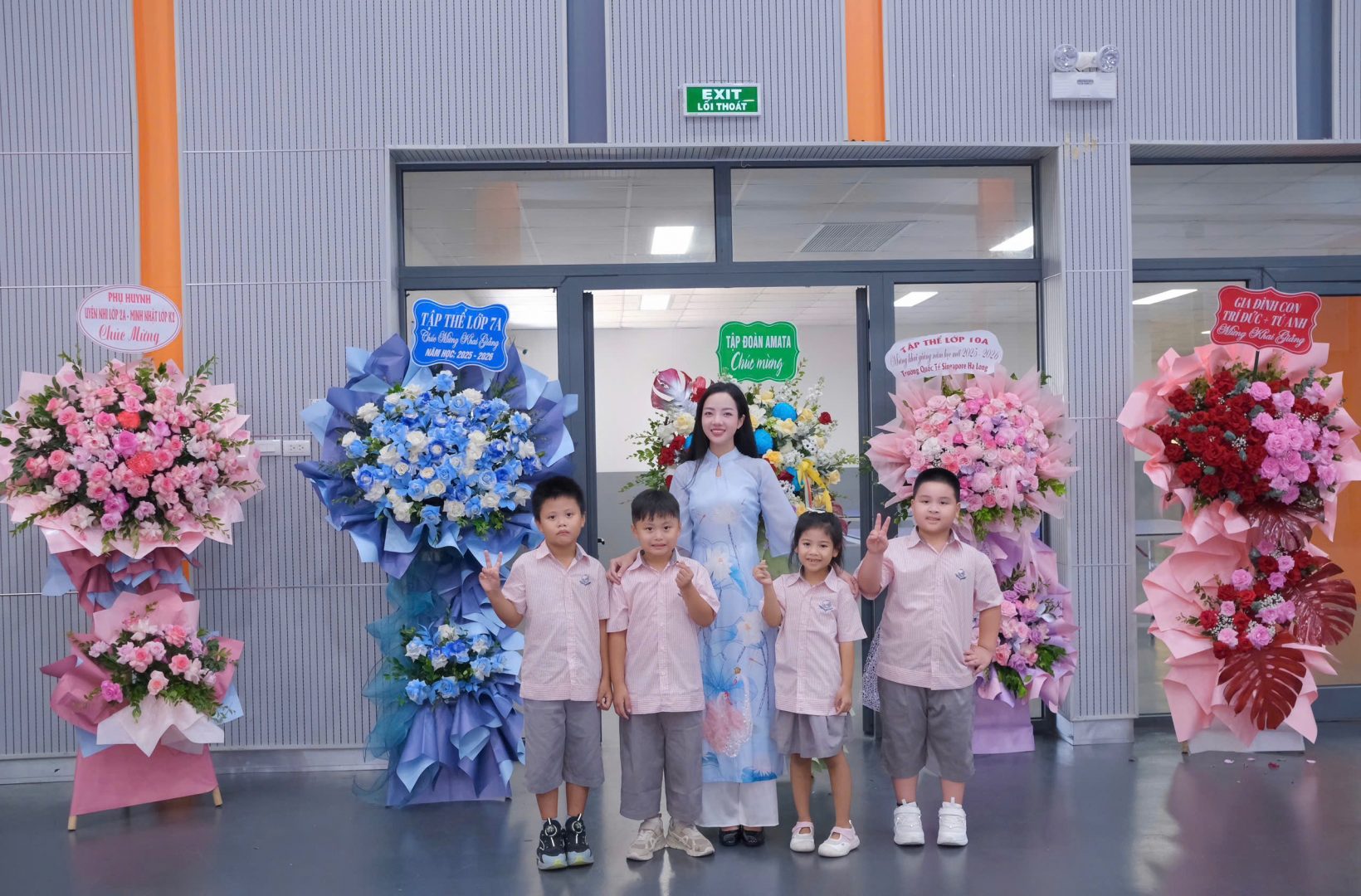 z6979988544871_35e36602a3b993cb8a37253896c22b78