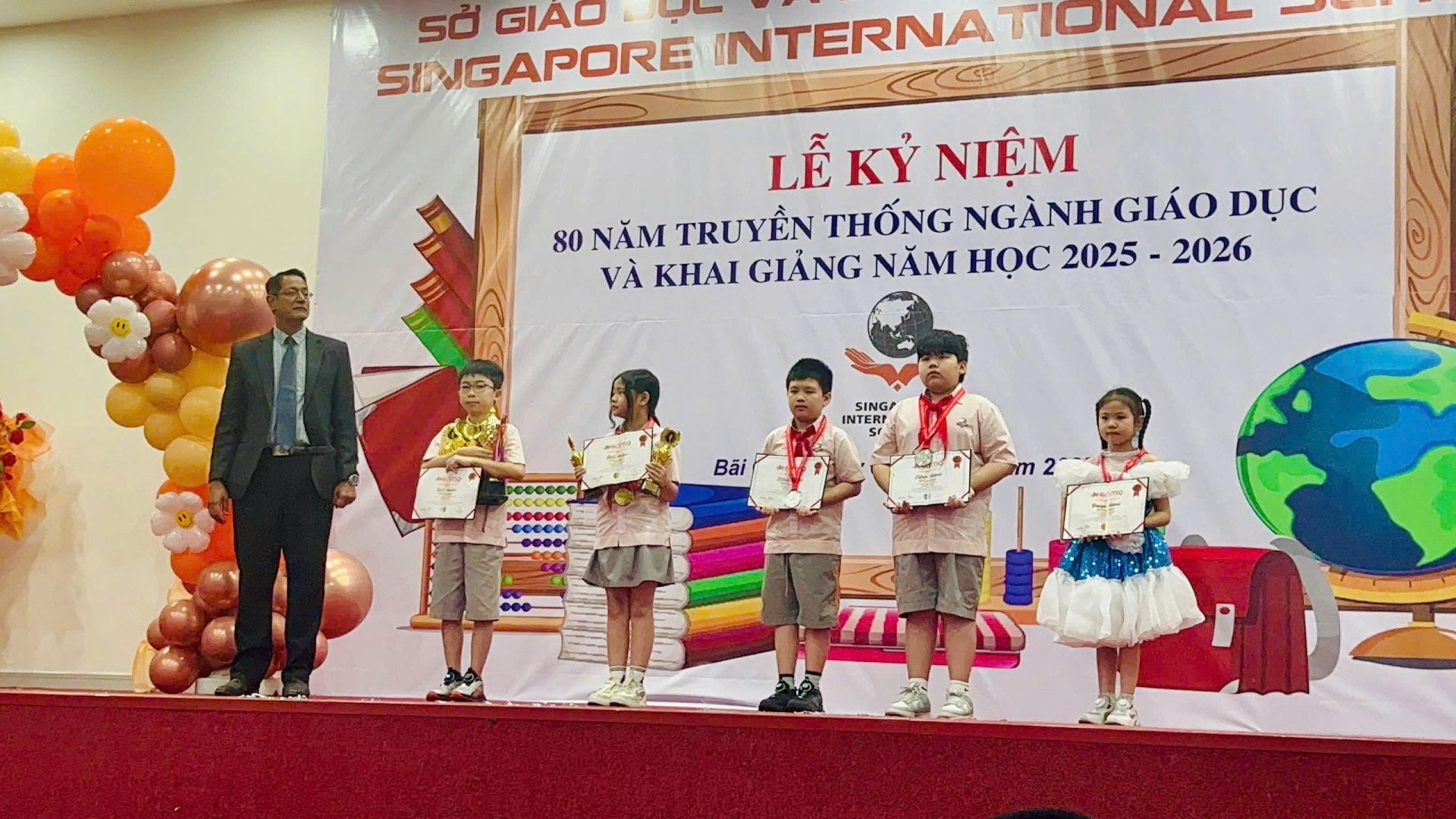 z6980157594476_c0da4cafd05dc68f7bba9c96a740f001