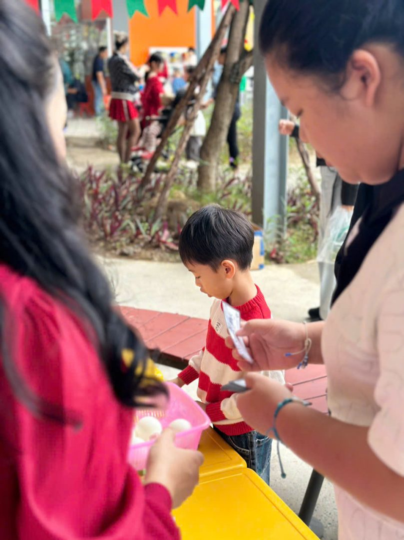 z7332190716724_4801328041c5f5796e9486a64c273dce